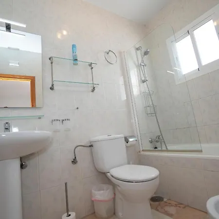 Residensol 13 Menyber Apartmán