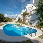 Апартаменти Residensol 13 Menyber Нерха