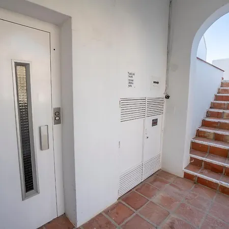 Residensol 13 Menyber 内尔哈