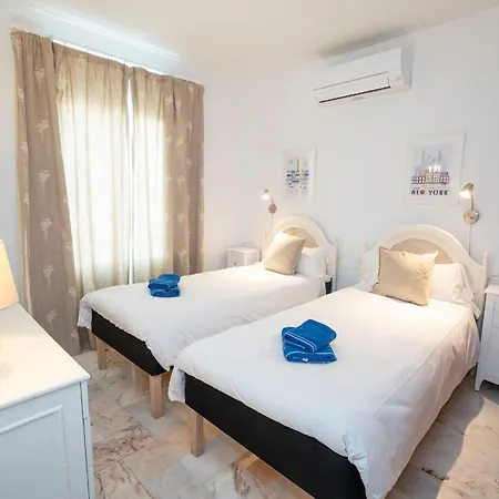 Residensol 13 Menyber 公寓 *