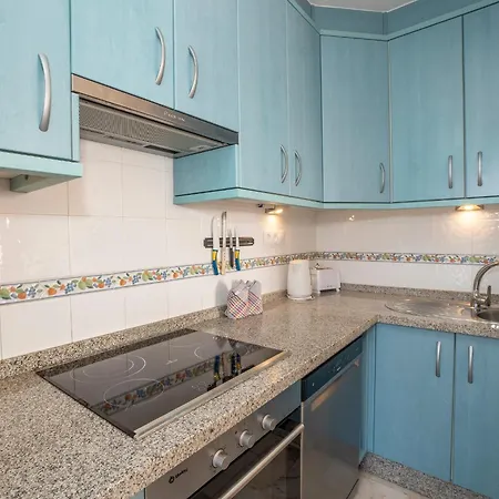 Residensol 13 Menyber Apartman